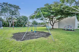 9215 Sun Pointe Dr, Boynton Beach, FL 33437 - Photo 25