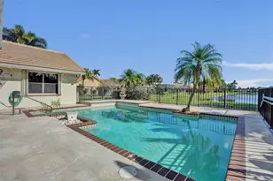 9215 Sun Pointe Dr, Boynton Beach, FL 33437 - Photo 9