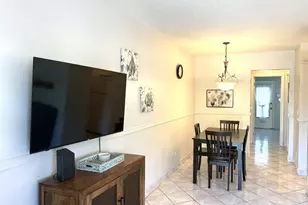 900 SW 10th Terrace, Hallandale Beach, FL 33009 - Photo 5