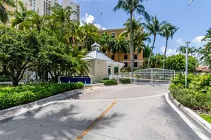 3340 NE 190th St, Aventura, FL 33180 - Photo 55