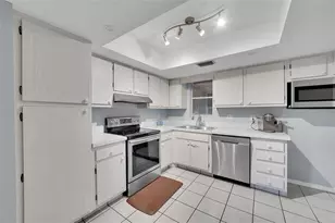 1910 Coquina Way, Coral Springs, FL 33071 - Photo 9