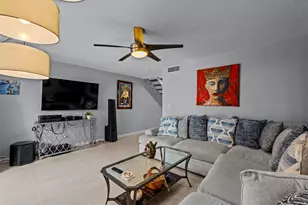 653 Cypress Ln, Fort Lauderdale, FL 33305 - Photo 3