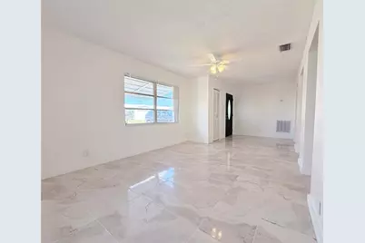 340 NW 25th Ct, Pompano Beach, FL 33064 - Photo 5