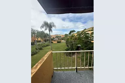 17911 NW 68 Ave, Unit #M209, Hialeah, FL 33015 - Photo 25