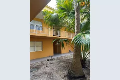 17911 NW 68 Ave, Unit #M209, Hialeah, FL 33015 - Photo 3