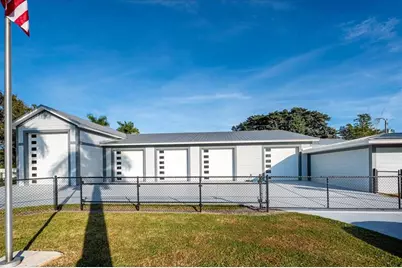 4418  Pressler Ln, Fort Pierce, FL 34982 - Photo 3