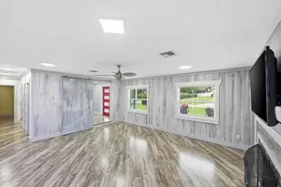 4418 Pressler Ln, Fort Pierce, FL 34982 - Photo 9