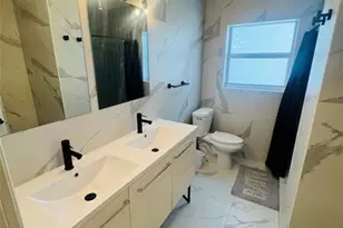 1941 Washington St, Hollywood, FL 33020 - Photo 9