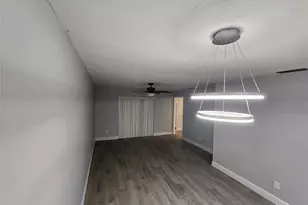 1156 NW 106th Terrace, Hollywood, FL 33026 - Photo 9