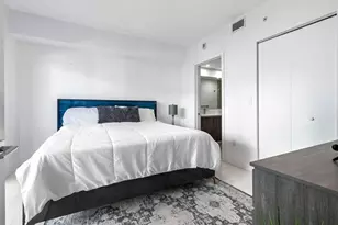 488 NE 18th St, Miami, FL 33132 - Photo 21