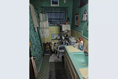 13025 NW 1st Ct, Miami, FL 33168 - Photo 9