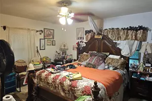 13025 NW 1st Ct, Miami, FL 33168 - Photo 7