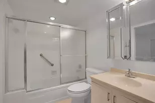 2006 Granada Dr, Coconut Creek, FL 33066 - Photo 27