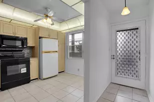 2006 Granada Dr, Coconut Creek, FL 33066 - Photo 3