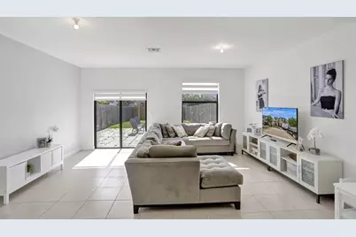 25169 SW 108th Ave, Homestead, FL 33032 - Photo 11