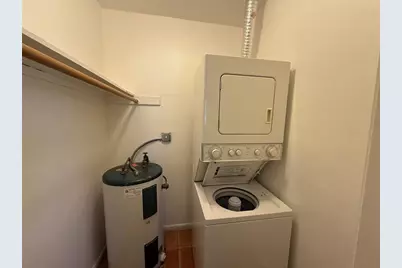 1640 NE 4th Pl, Fort Lauderdale, FL 33301 - Photo 11