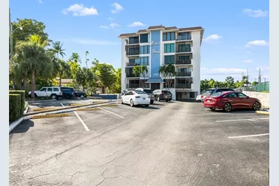 1839  Middle River Dr, Unit #105, Fort Lauderdale, FL 33305 - Photo 23