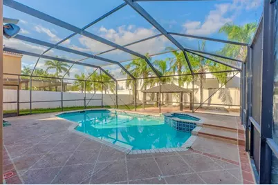 19431 SW 2nd St, Pembroke Pines, FL 33029 - Photo 23