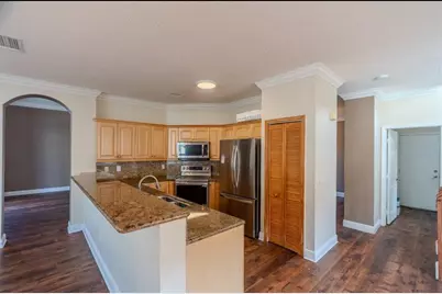 19431 SW 2nd St, Pembroke Pines, FL 33029 - Photo 7