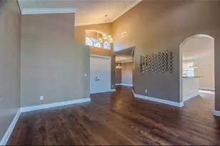 19431 SW 2nd St, Pembroke Pines, FL 33029 - Photo 3