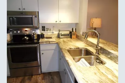 9440  Meadowood Dr, Unit #205, Fort Pierce, FL 34951 - Photo 13