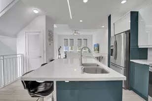 703 SE 16th Ct, Fort Lauderdale, FL 33316 - Photo 7