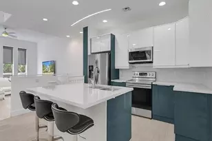 703 SE 16th Ct, Fort Lauderdale, FL 33316 - Photo 5