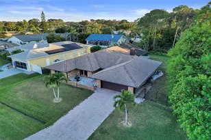 766 SE Cavern Ave, Port Saint Lucie, FL 34983 - Photo 3