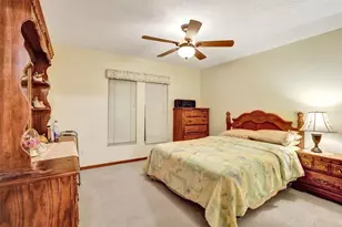 766 SE Cavern Ave, Port Saint Lucie, FL 34983 - Photo 27