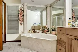 766 SE Cavern Ave, Port Saint Lucie, FL 34983 - Photo 17