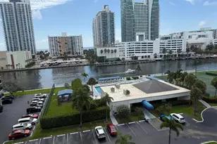 600 Parkview Dr, Hallandale Beach, FL 33009 - Photo 1