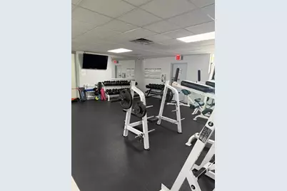 600  Parkview Dr, Unit #826, Hallandale Beach, FL 33009 - Photo 15