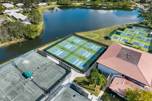 842 Club Dr, Palm Beach Gardens, FL 33418 - Photo 37