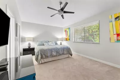 842  Club Dr, Unit #842, Palm Beach Gardens, FL 33418 - Photo 15