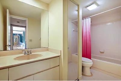 2876  Waterford Dr, Deerfield Beach, FL 33442 - Photo 21