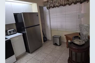 550 SW 138th Ave, Unit #402K, Pembroke Pines, FL 33027 - Photo 11