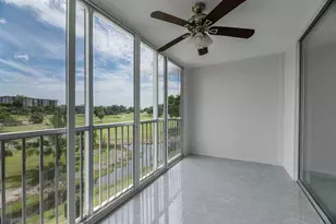 2901 S Palm Aire Dr, Pompano Beach, FL 33069 - Photo 7