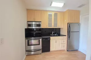 2131 NE 42nd Ct, Lighthouse Point, FL 33064 - Photo 5