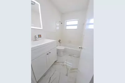 2131 NE 42nd Ct, Unit #208E, Lighthouse Point, FL 33064 - Photo 13