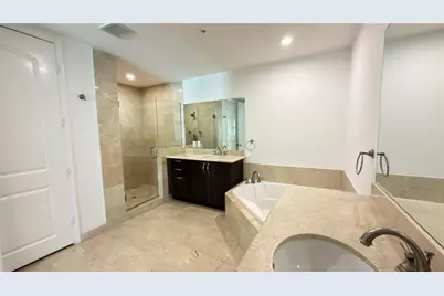 642  Valencia, Unit #305, Coral Gables, FL 33134 - Photo 37