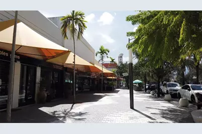 642  Valencia, Unit #305, Coral Gables, FL 33134 - Photo 57