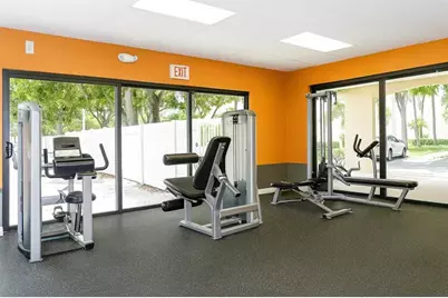 950  Hillcrest Dr, Unit #202, Hollywood, FL 33021 - Photo 19