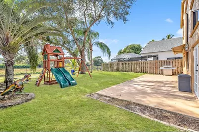 8610  Kimble Way, Boca Raton, FL 33433 - Photo 17