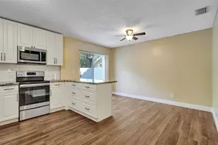 11567 N Open Ct, Cooper City, FL 33026 - Photo 9