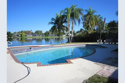 8009 NW 51st Ct, Lauderhill, FL 33351 - Photo 3