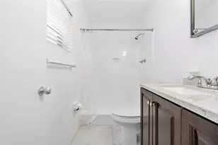 440 N Rainbow Dr, Hollywood, FL 33021 - Photo 19