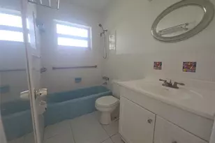 2131 NE 42nd Ct, Lighthouse Point, FL 33064 - Photo 13