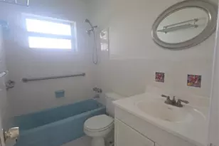 2131 NE 42nd Ct, Lighthouse Point, FL 33064 - Photo 15