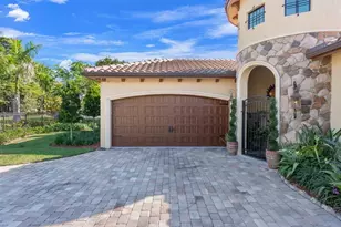 2500 NE 14th St, Fort Lauderdale, FL 33304 - Photo 5