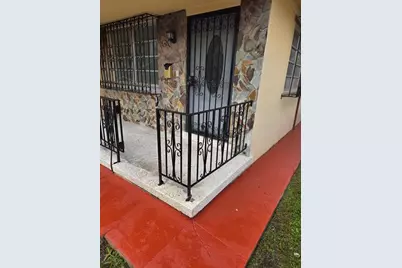 1781 SW 13th St, Miami, FL 33145 - Photo 15